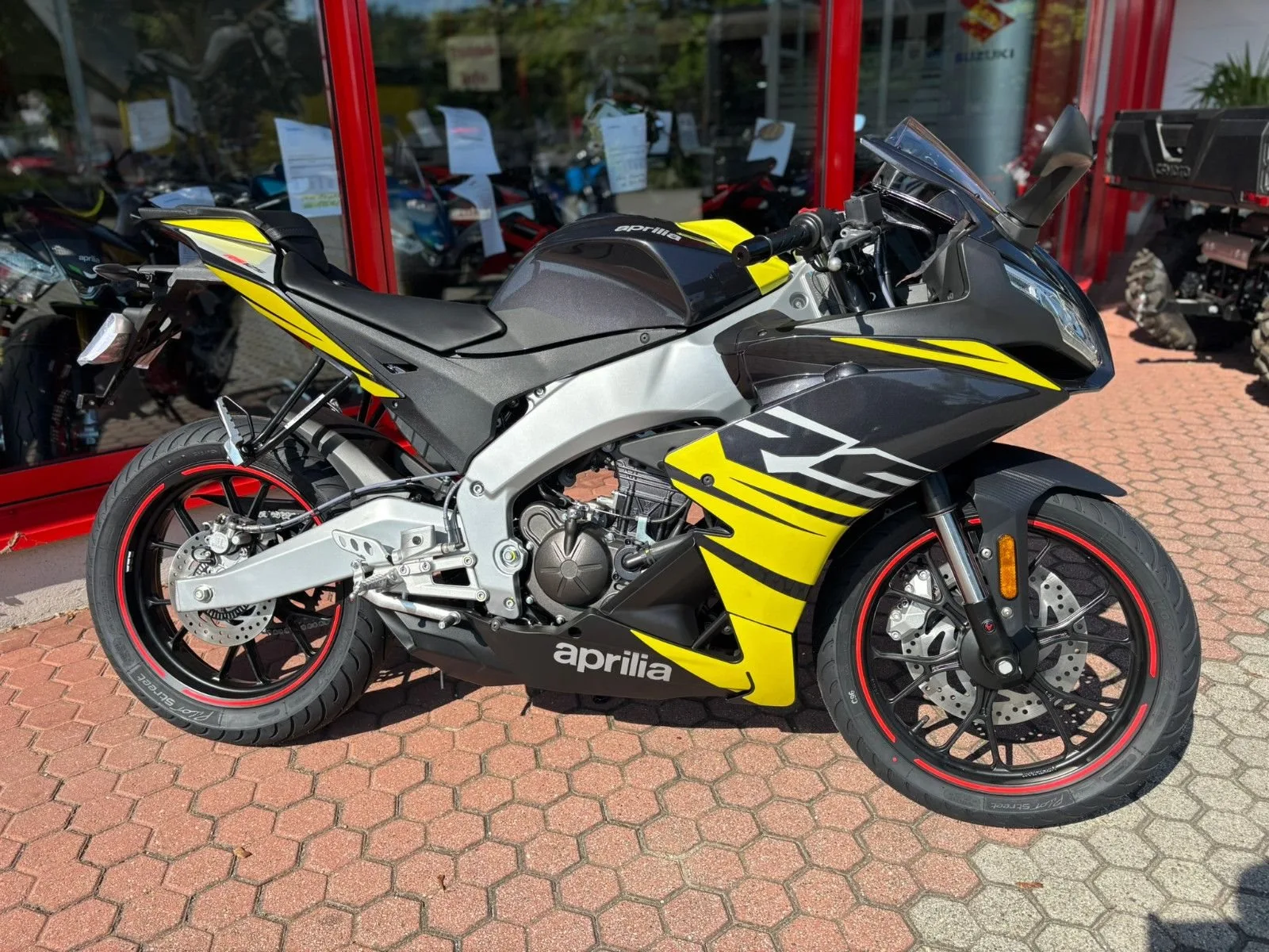 Aprilia RS 125 ABS