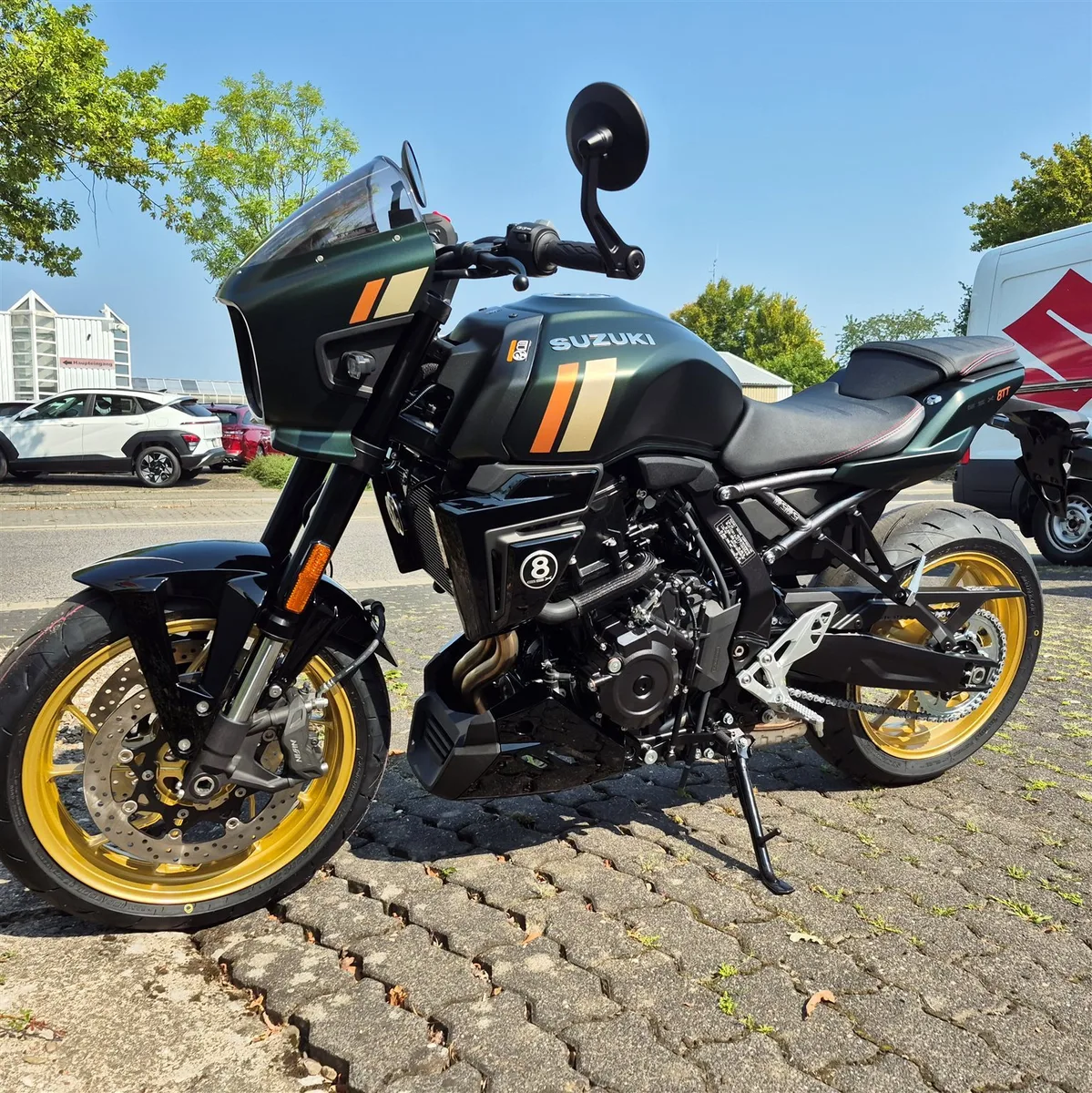 Suzuki GSX-8TT