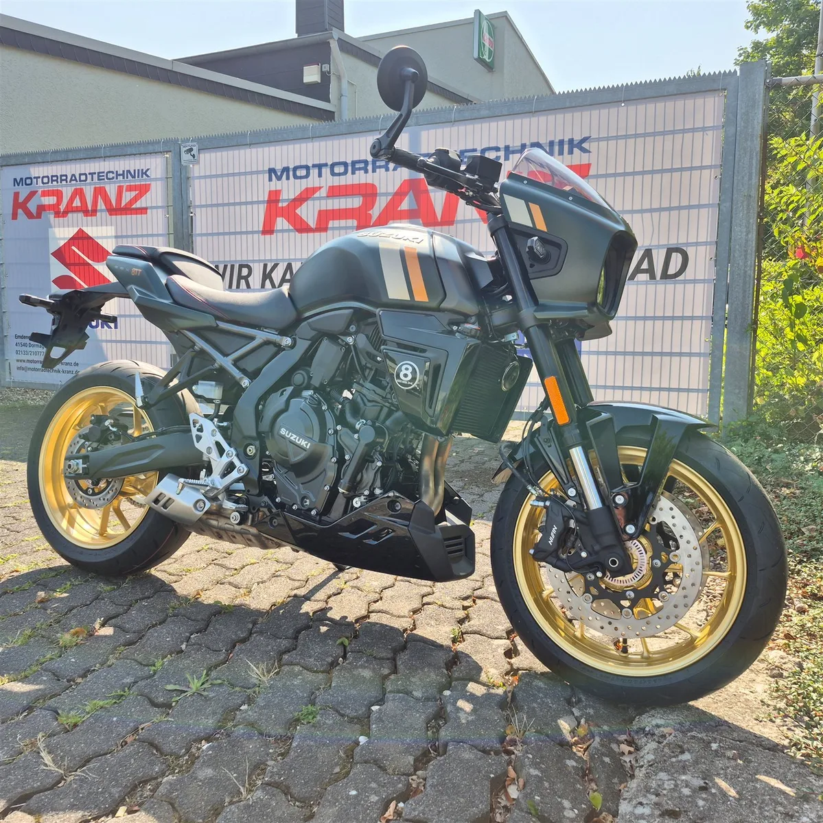 Suzuki GSX-8TT