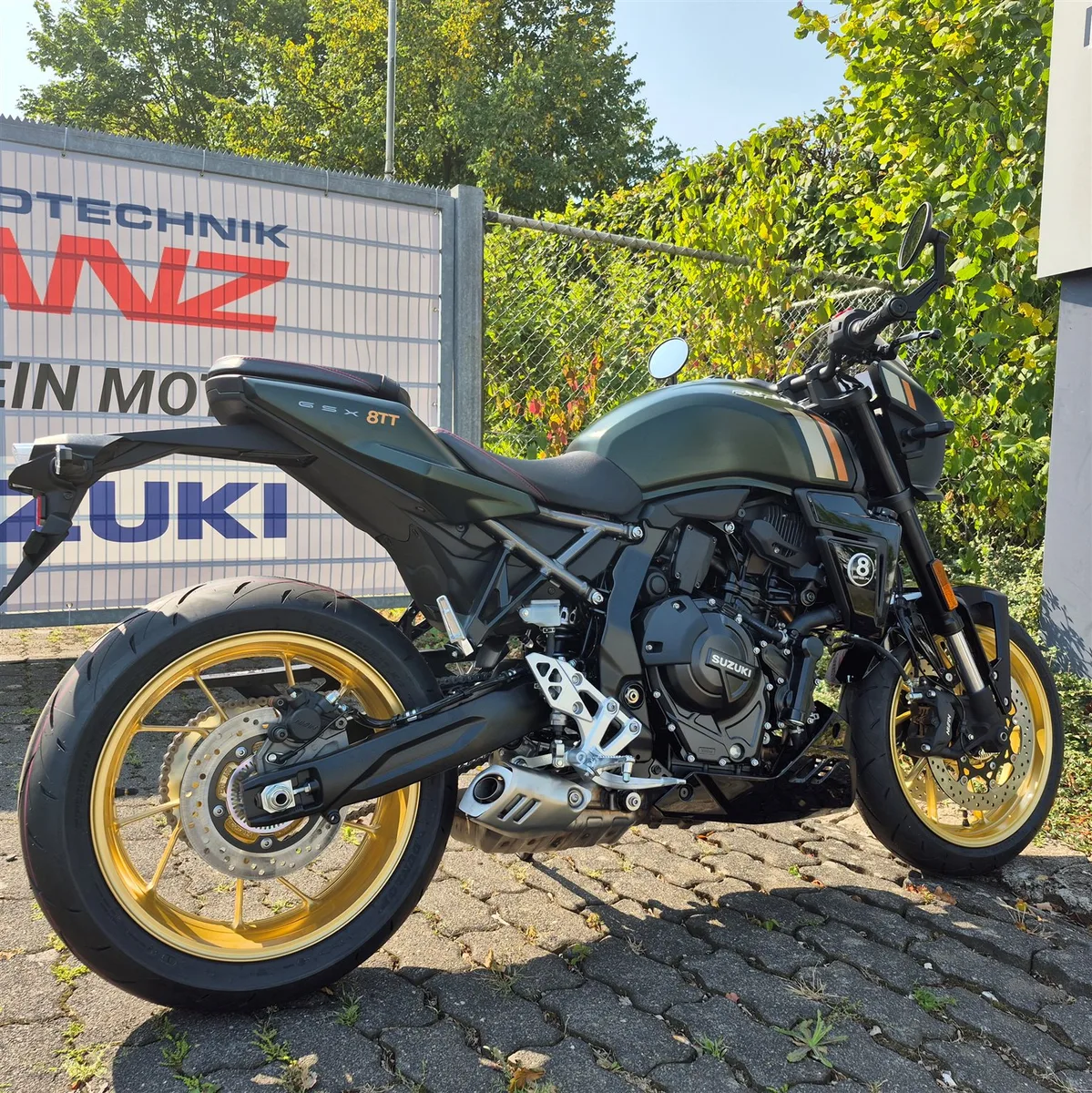 Suzuki GSX-8TT