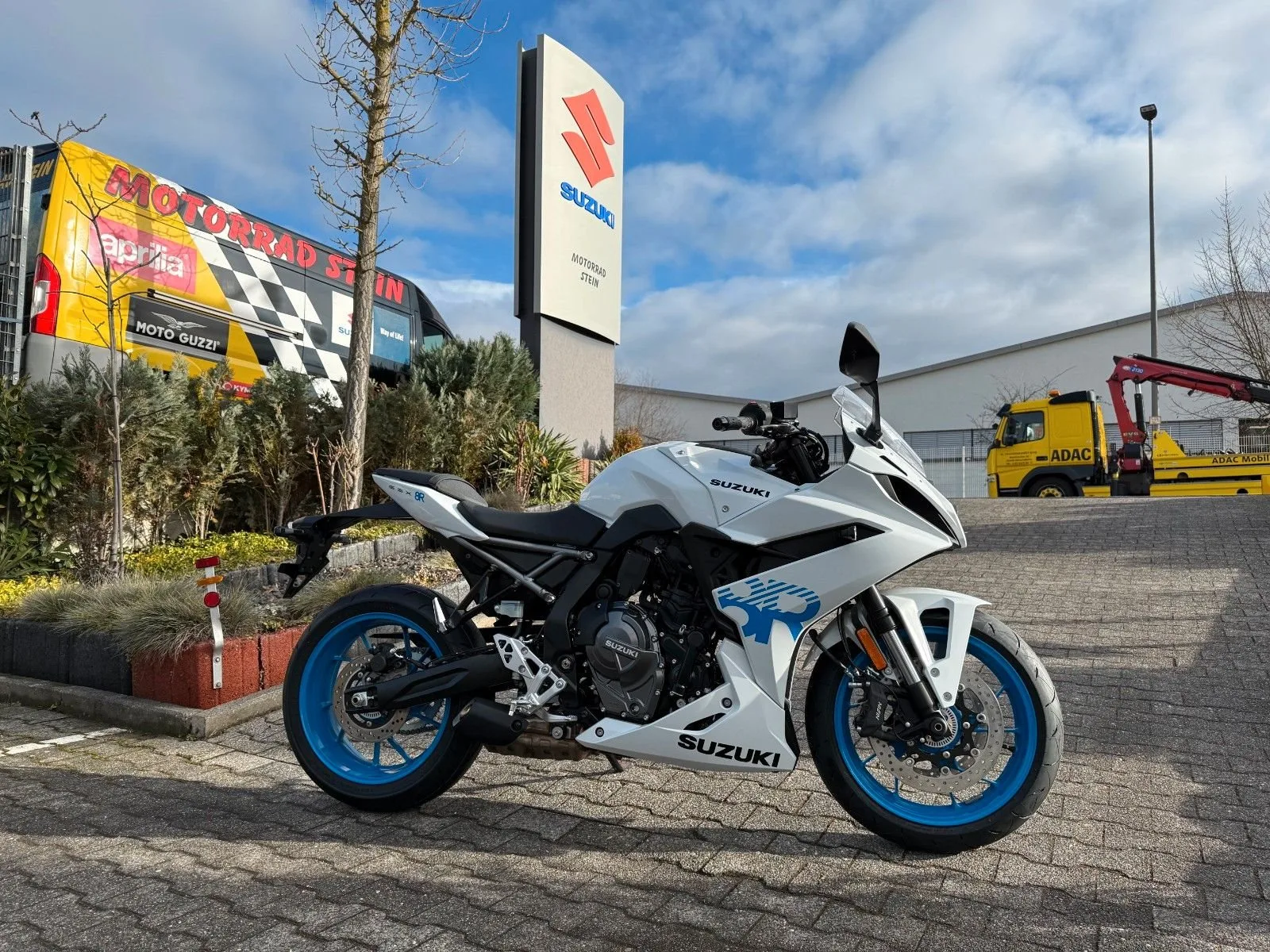 Suzuki GSX-8R