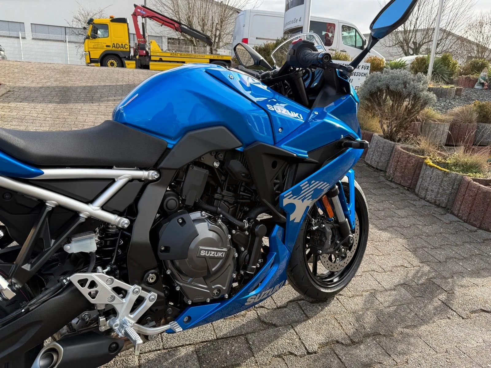 Suzuki GSX-8R