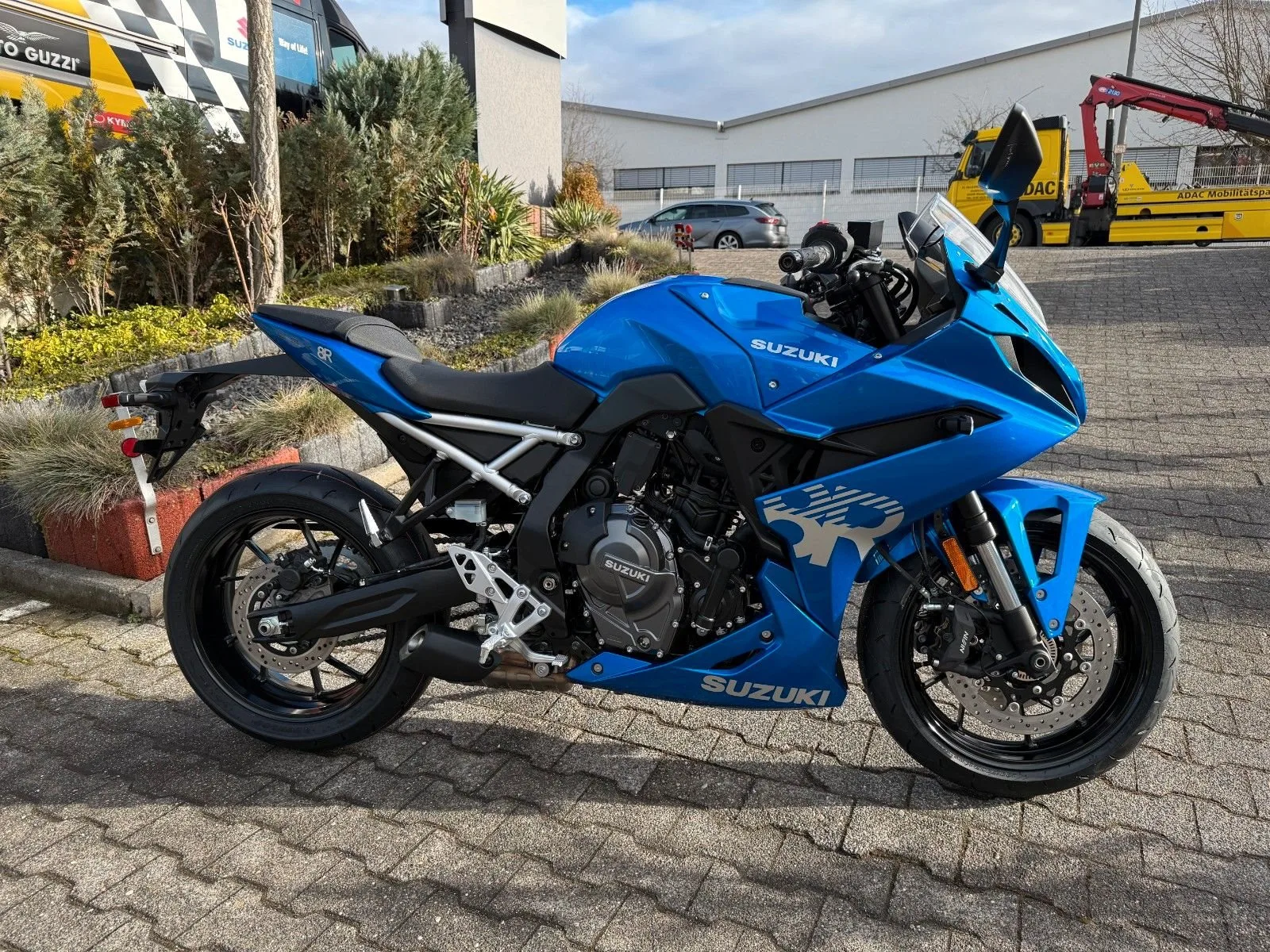 Suzuki GSX-8R