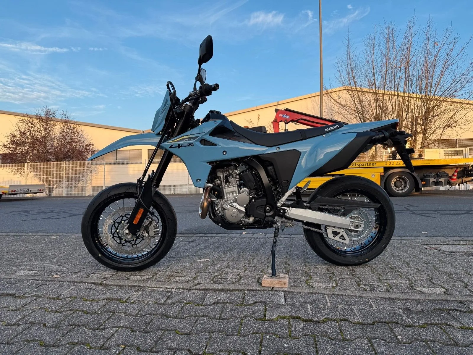 Suzuki DR-Z 400 SM