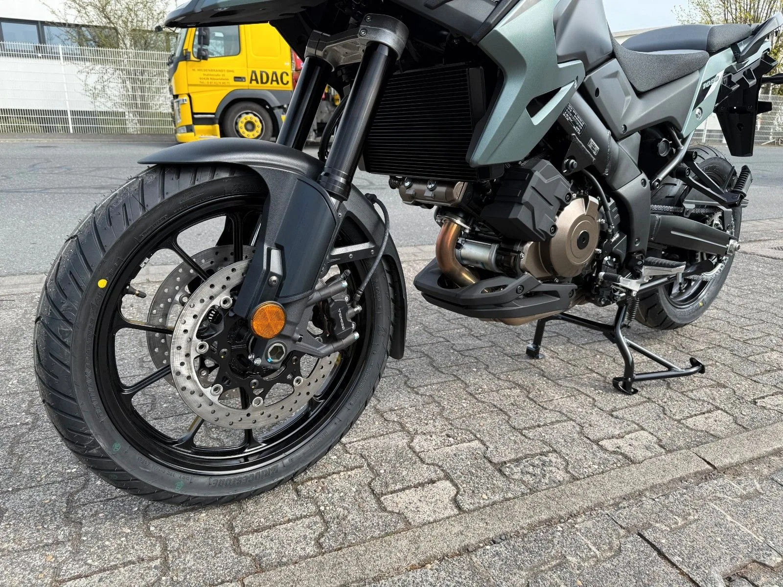 Suzuki V-Strom 1050