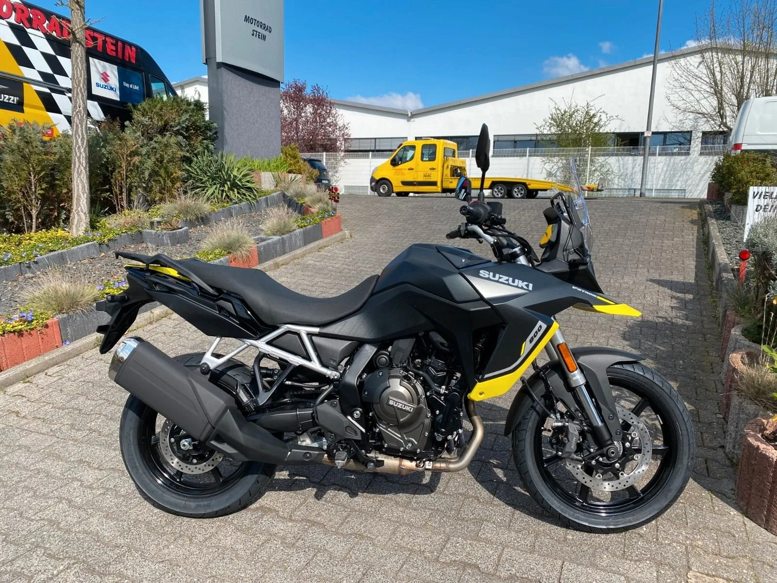 Suzuki V-Strom 800