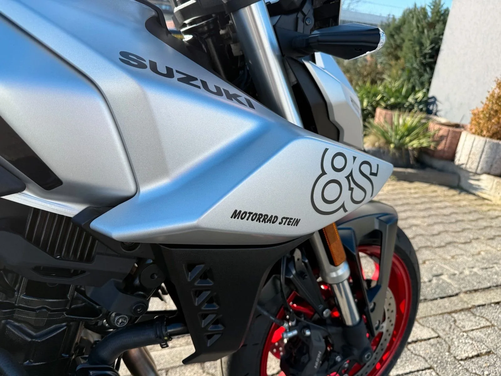 Suzuki GSX-8S