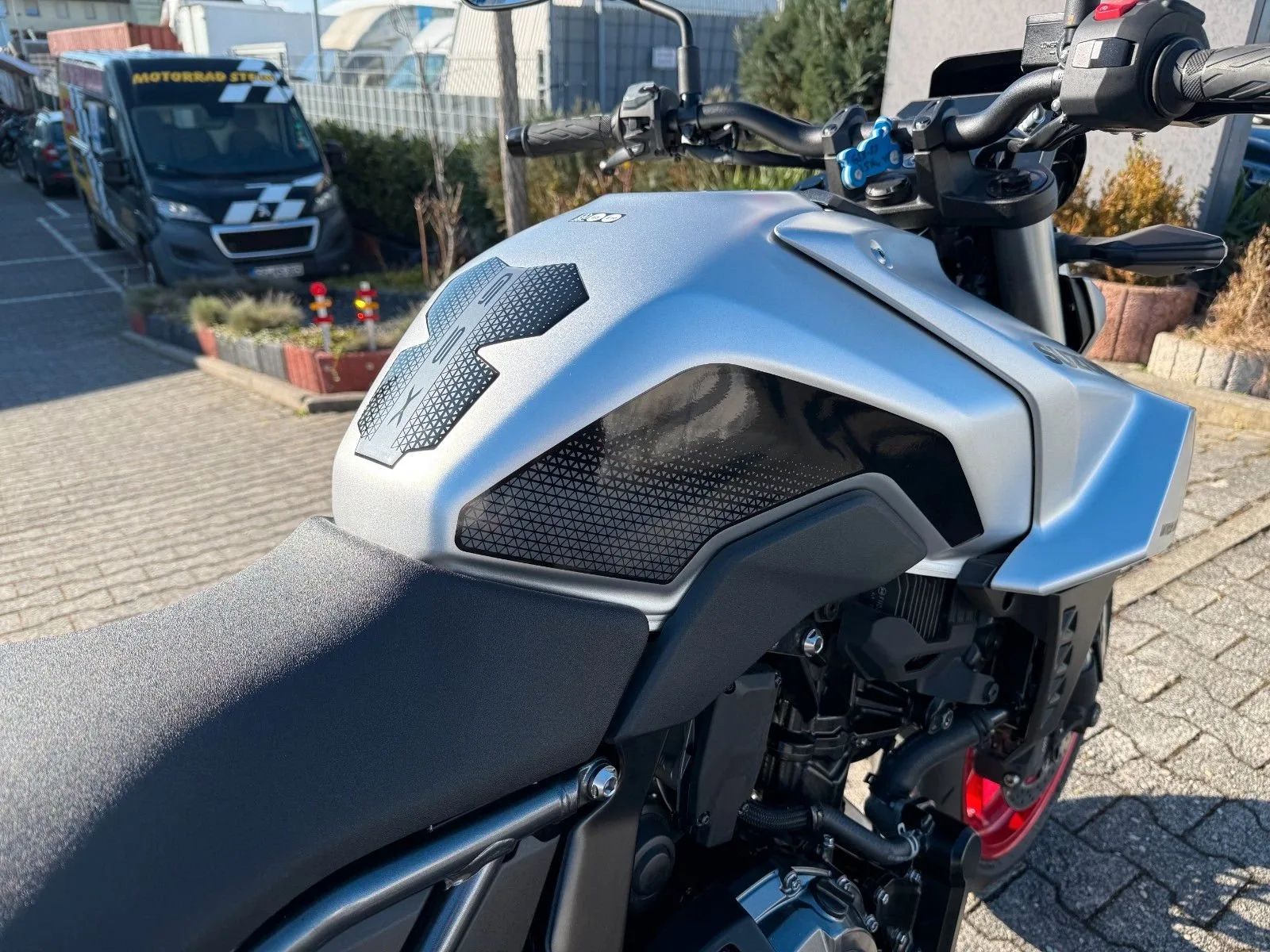 Suzuki GSX-8S