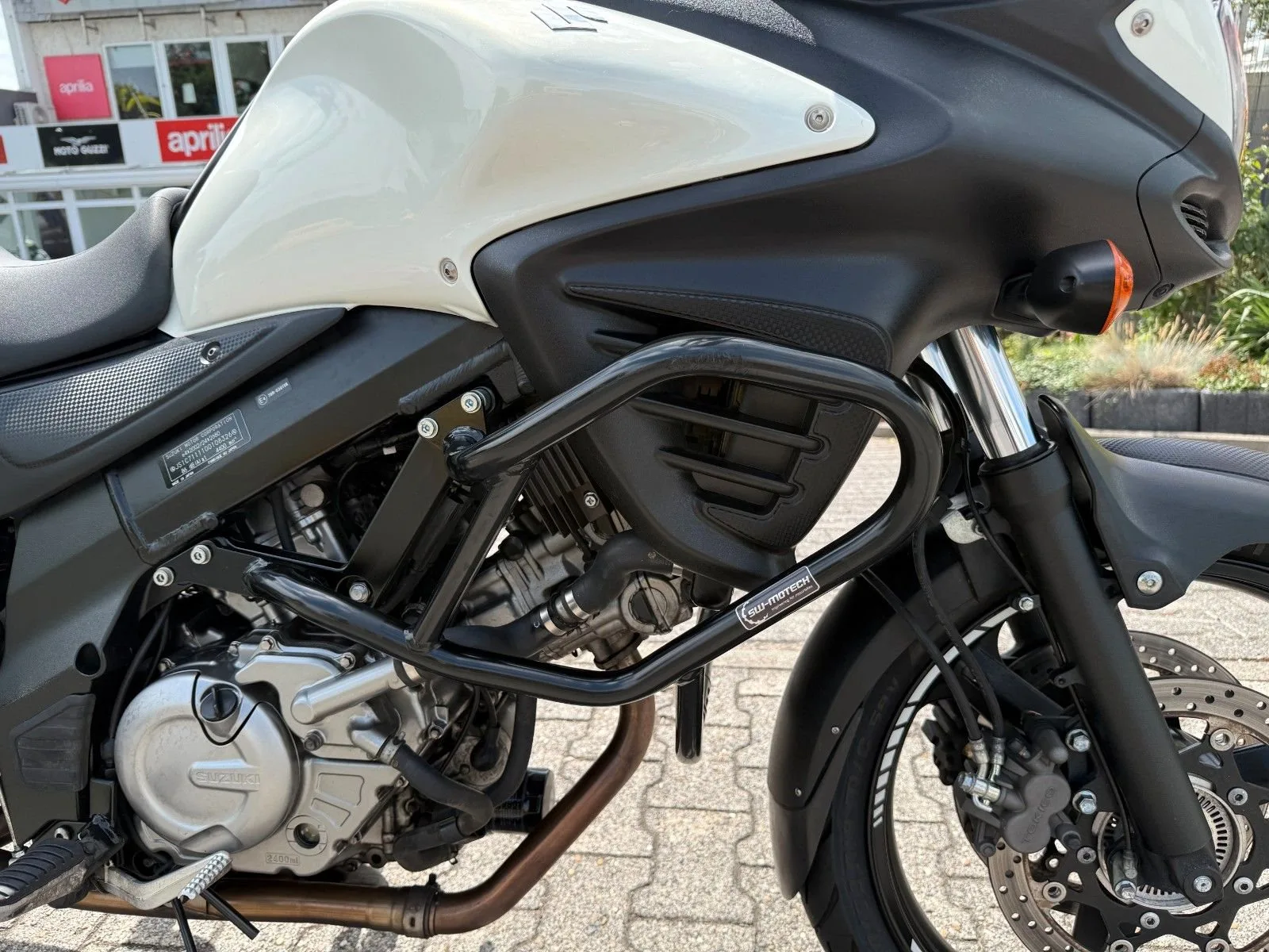 Suzuki V-Strom 650
