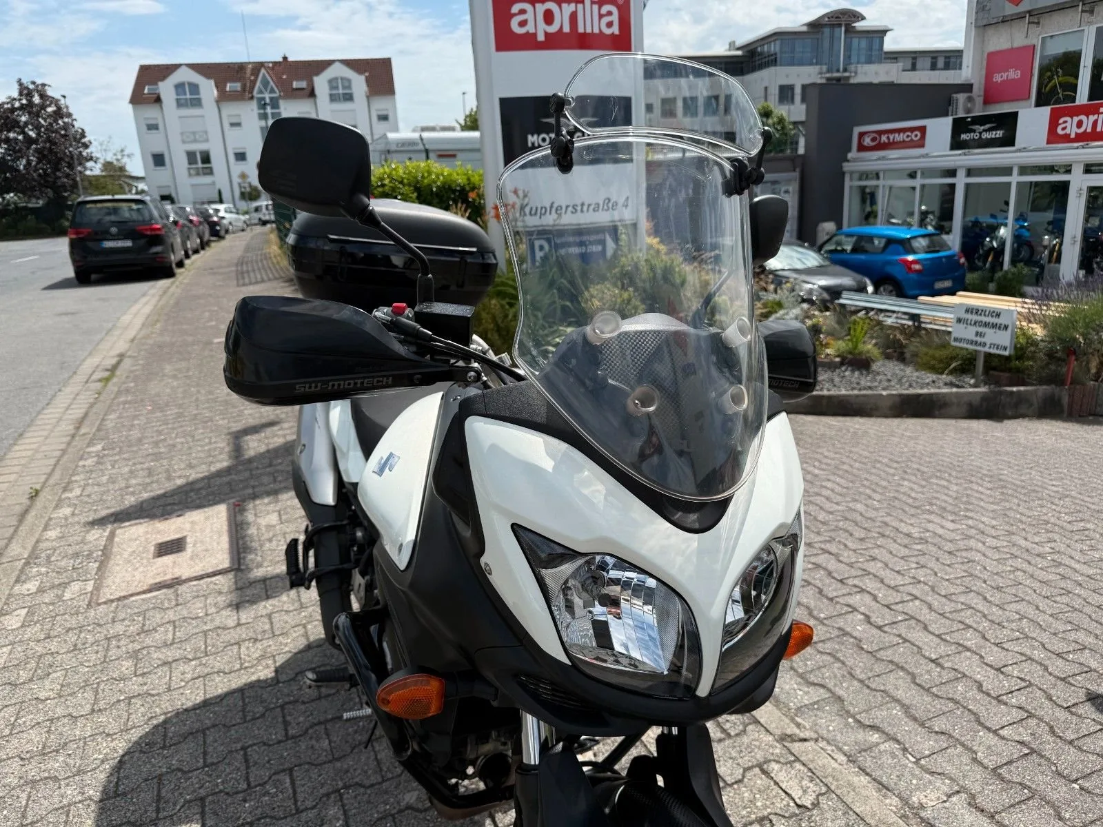 Suzuki V-Strom 650