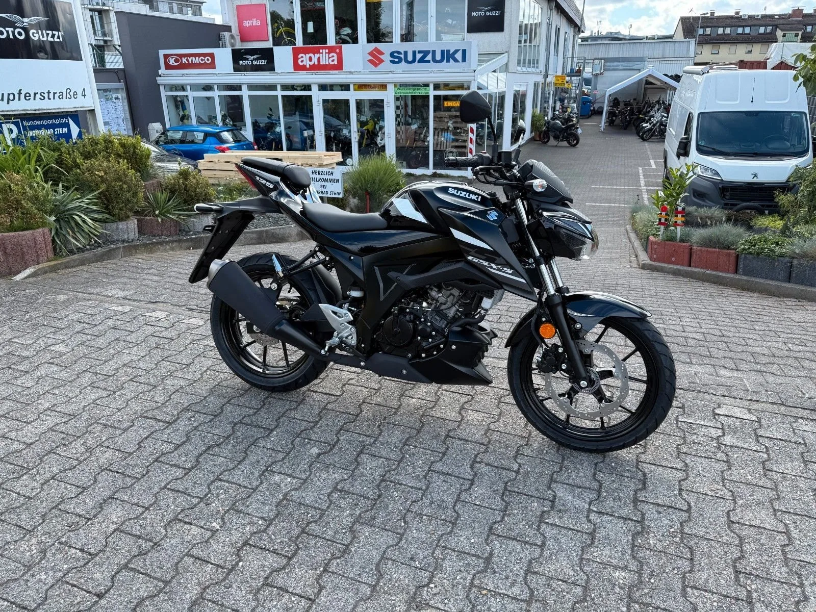 Suzuki GSX-S125