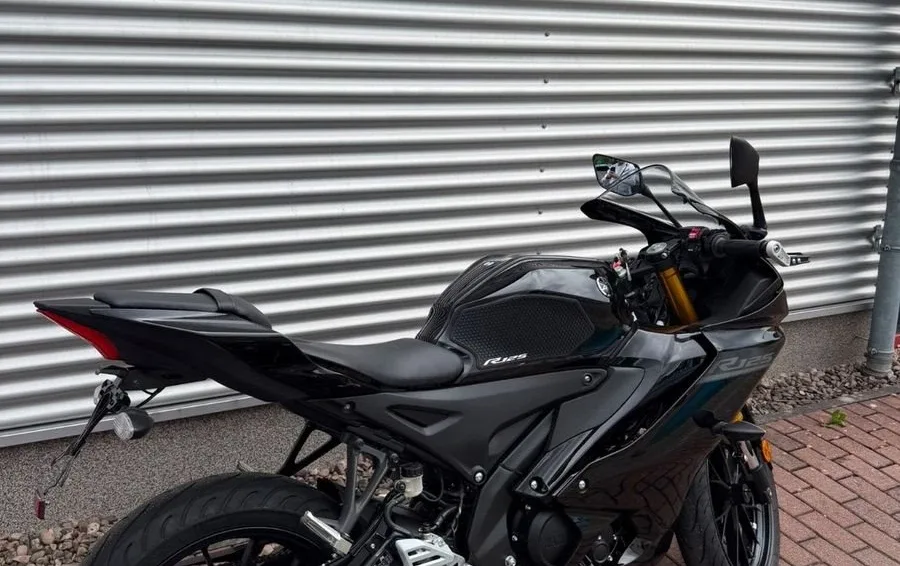 Yamaha R125