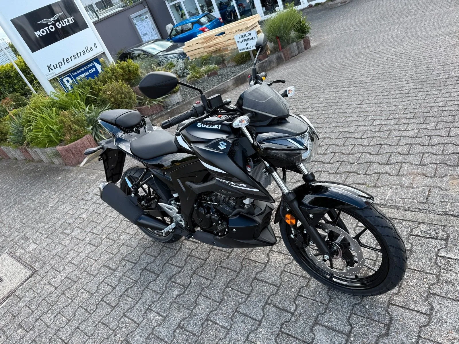 Suzuki GSX-S125