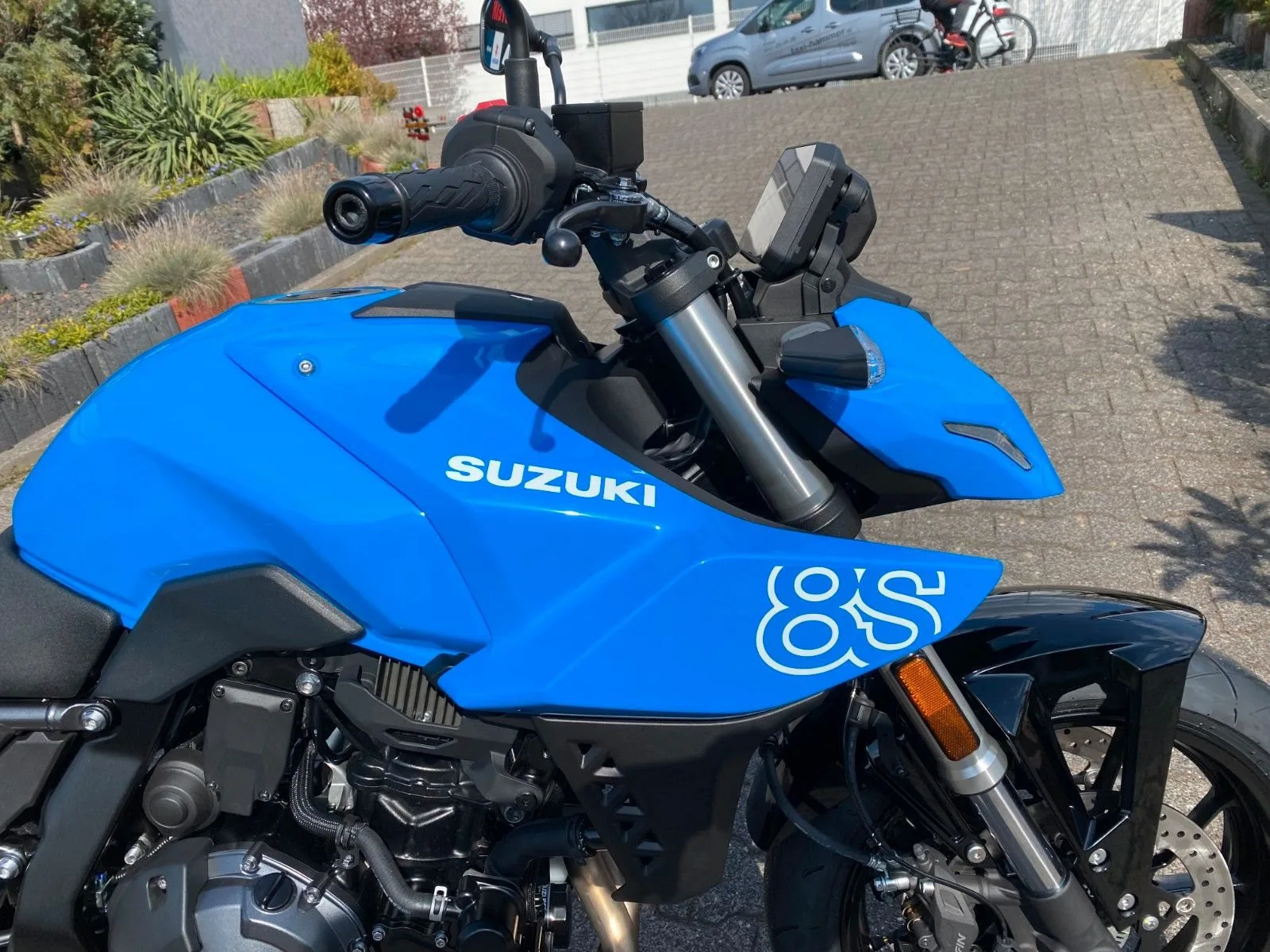 Suzuki GSX-8S