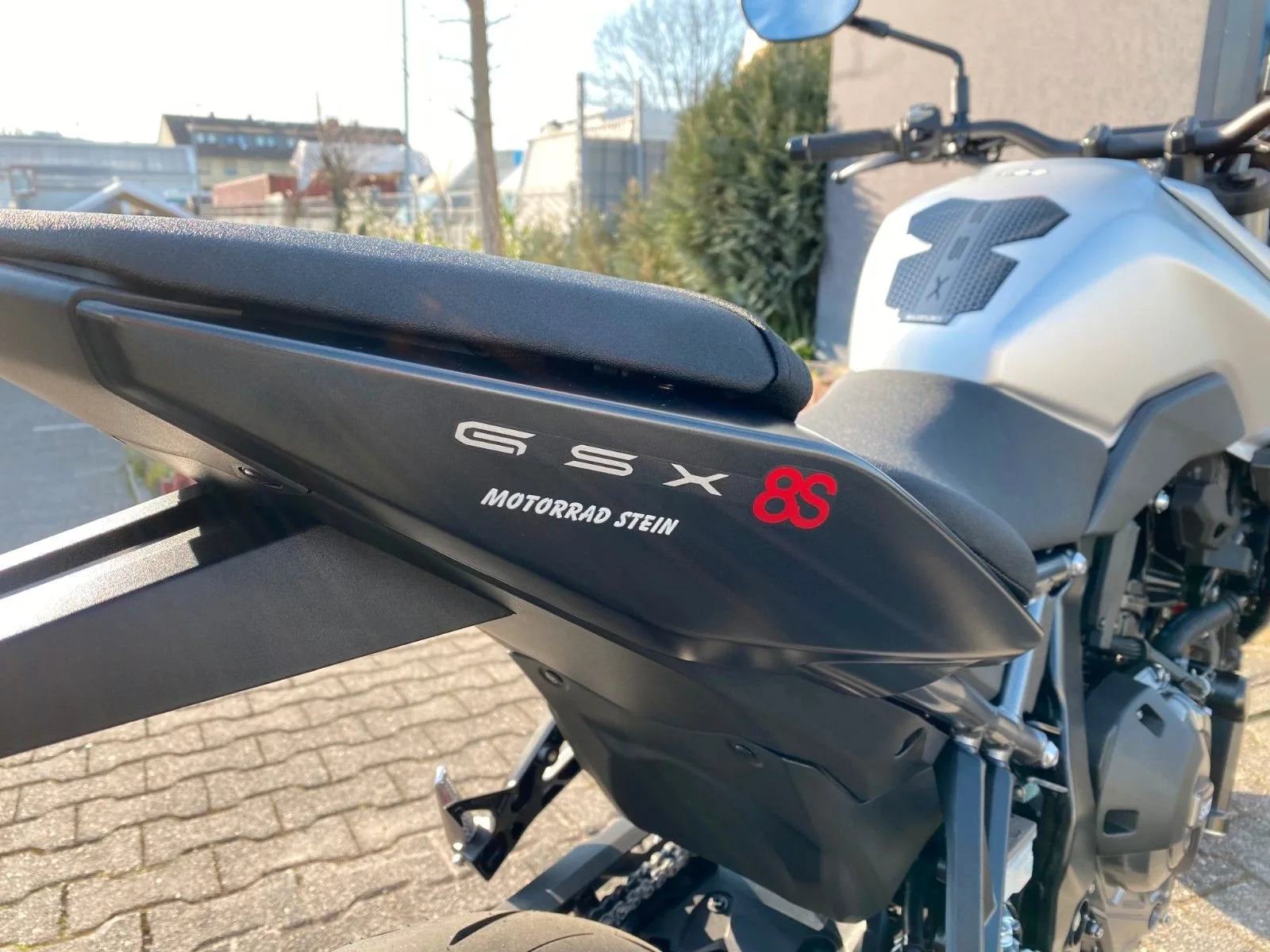 Suzuki GSX-8S