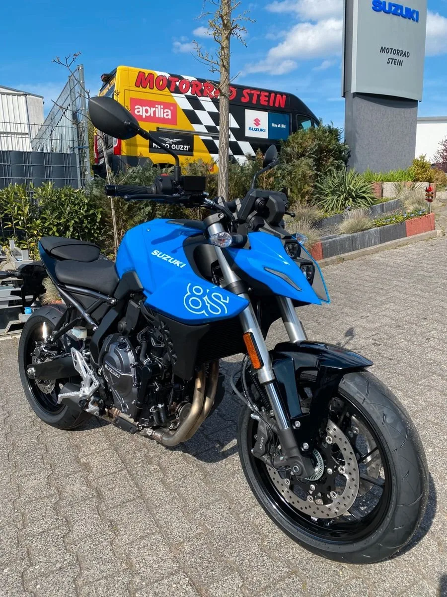 Suzuki GSX-8S
