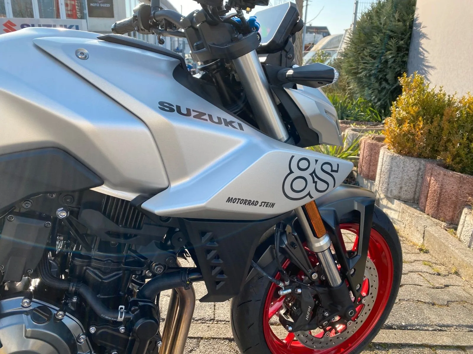 Suzuki GSX-8S