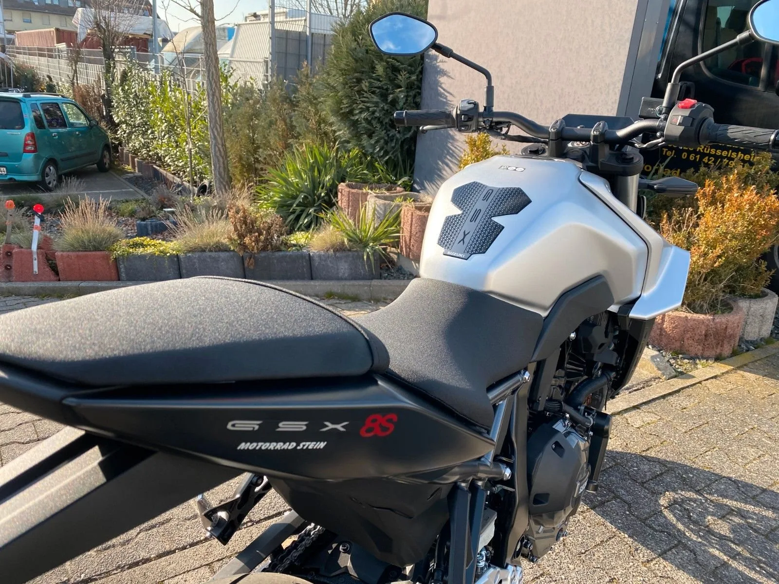 Suzuki GSX-8S