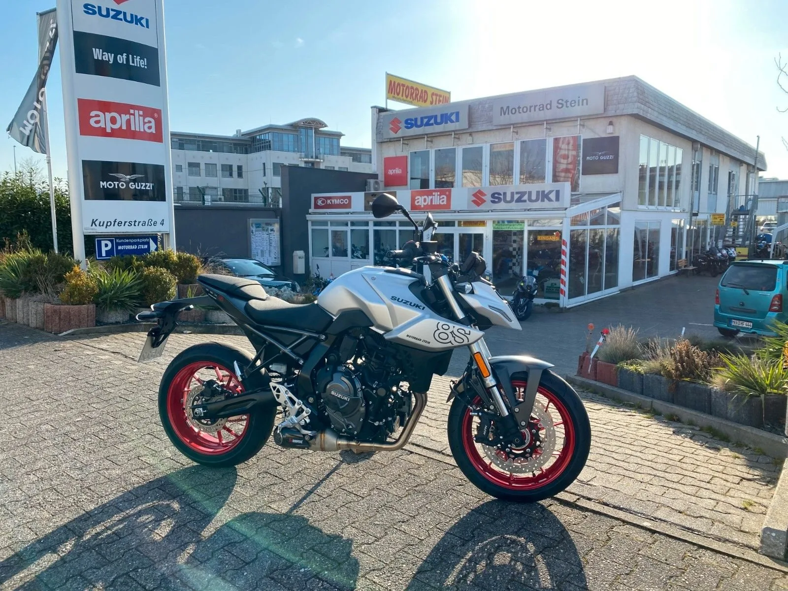 Suzuki GSX-8S
