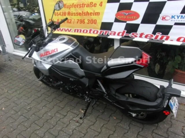 Suzuki Katana