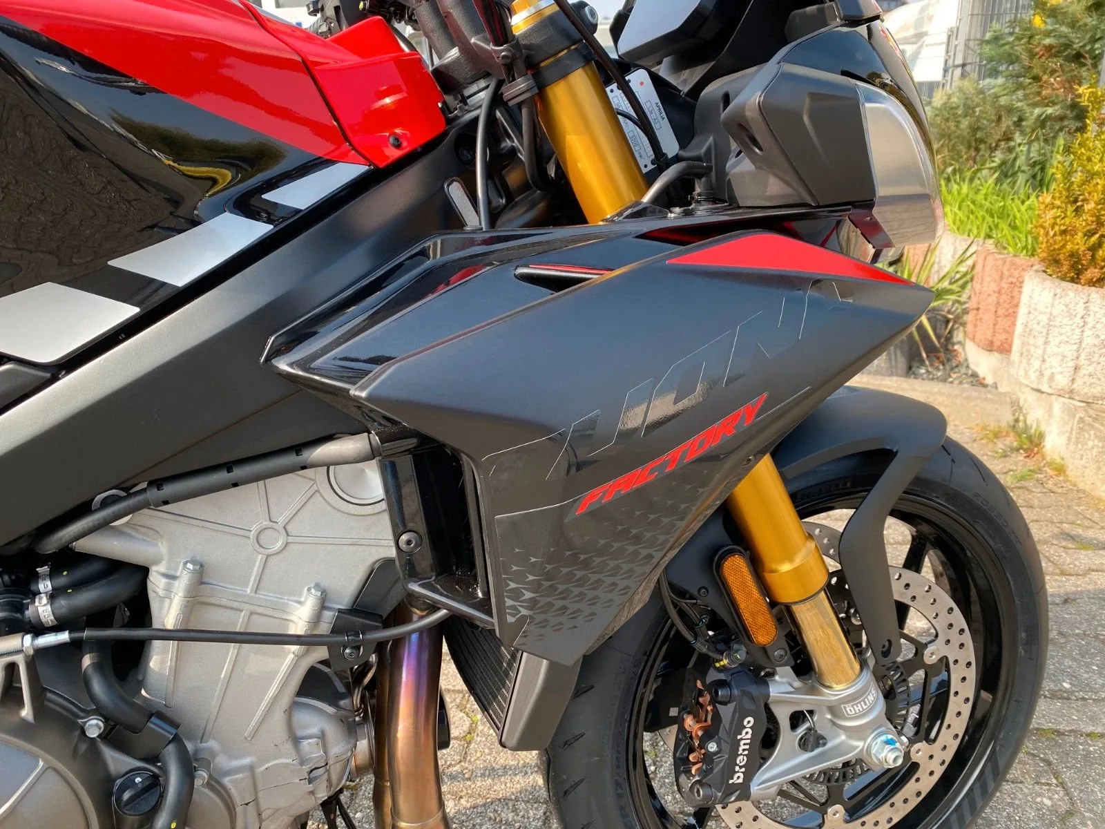 Aprilia Tuono 660 Factory