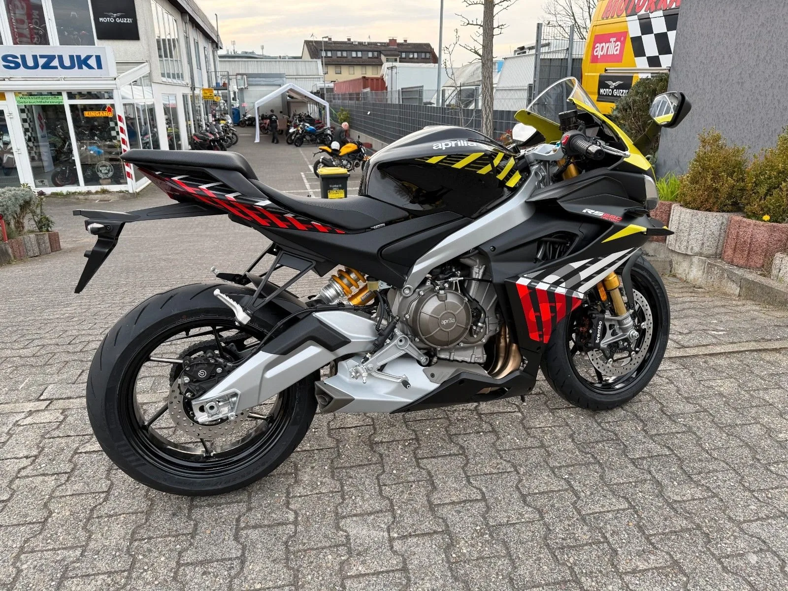 Aprilia RS 660 Factory