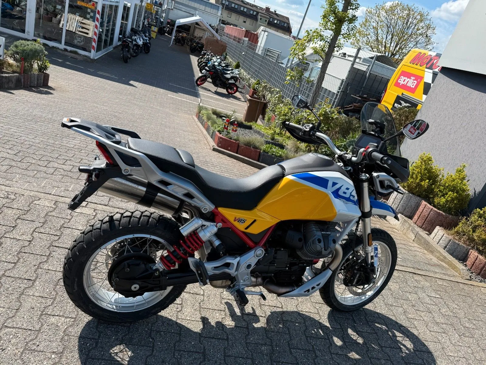 Moto Guzzi V85 TT