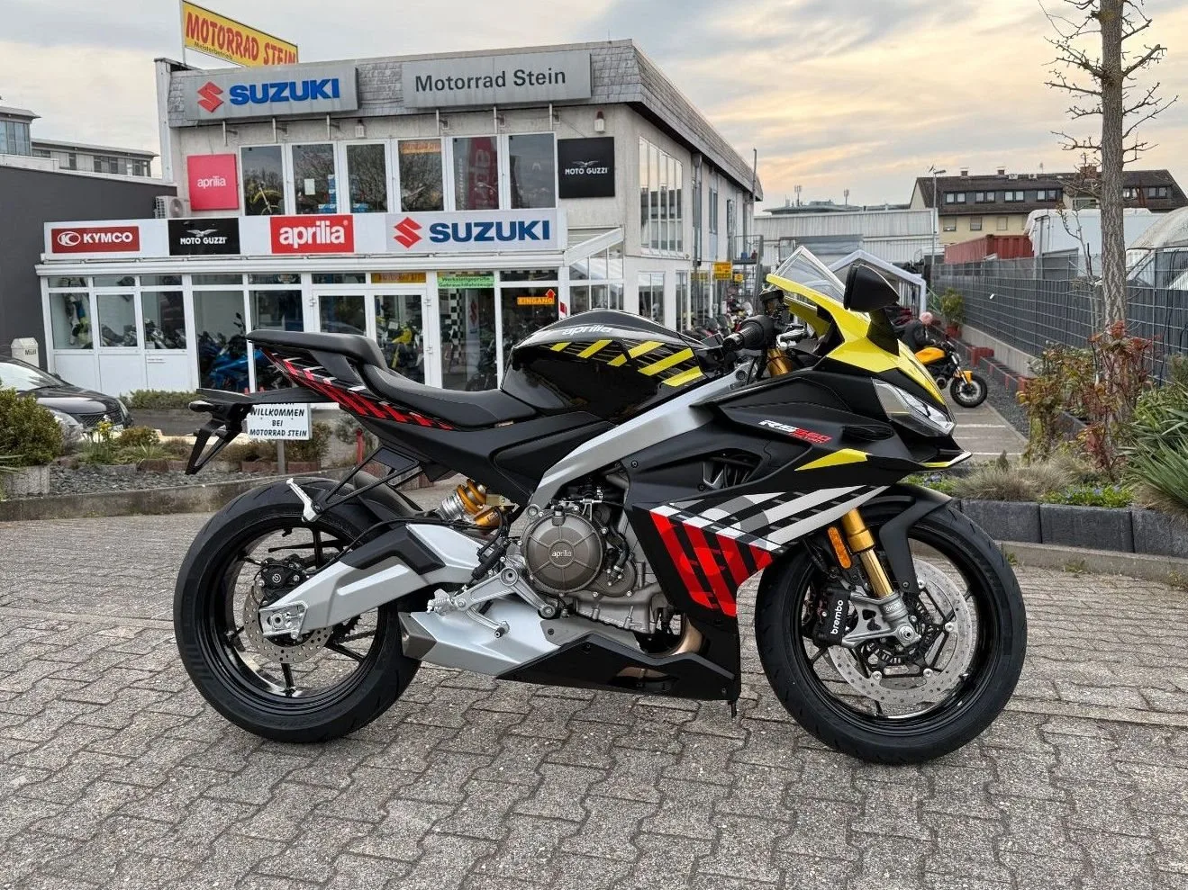 Aprilia RS 660 Factory