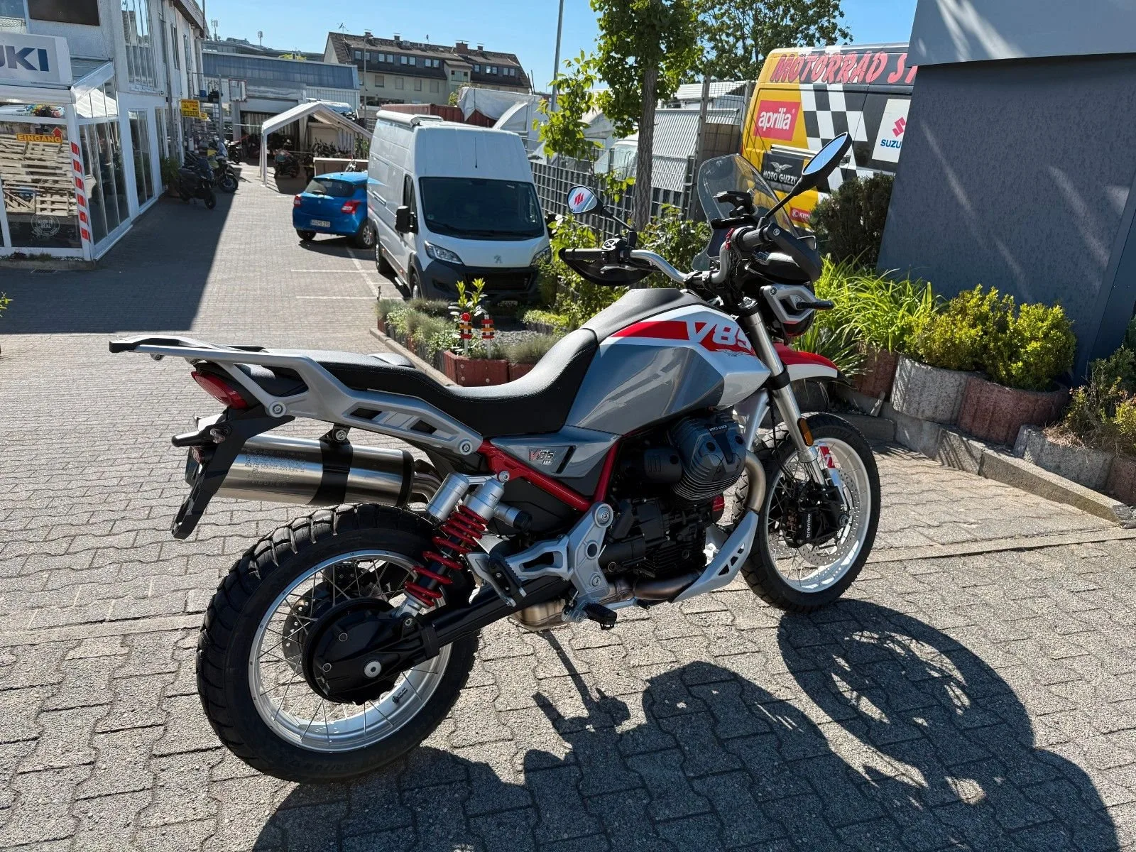 Moto Guzzi V85 TT