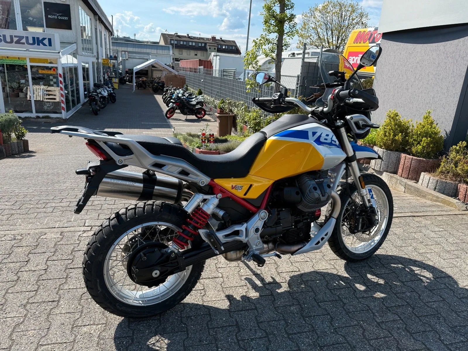 Moto Guzzi V85 TT