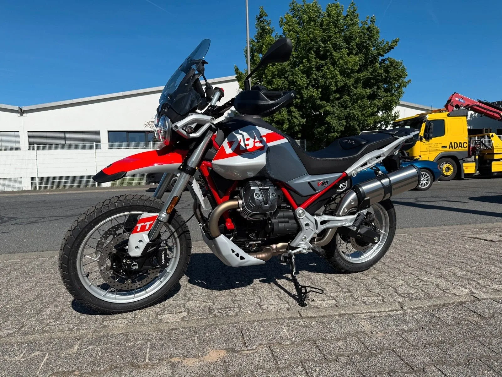 Moto Guzzi V85 TT