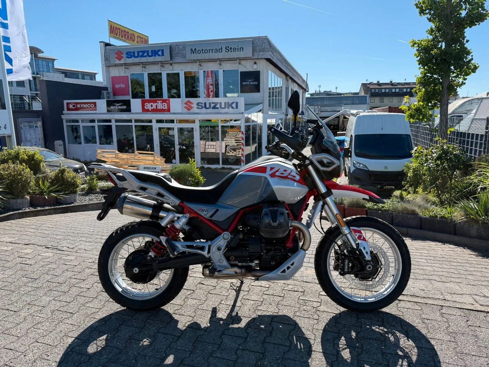 Moto Guzzi V85 TT