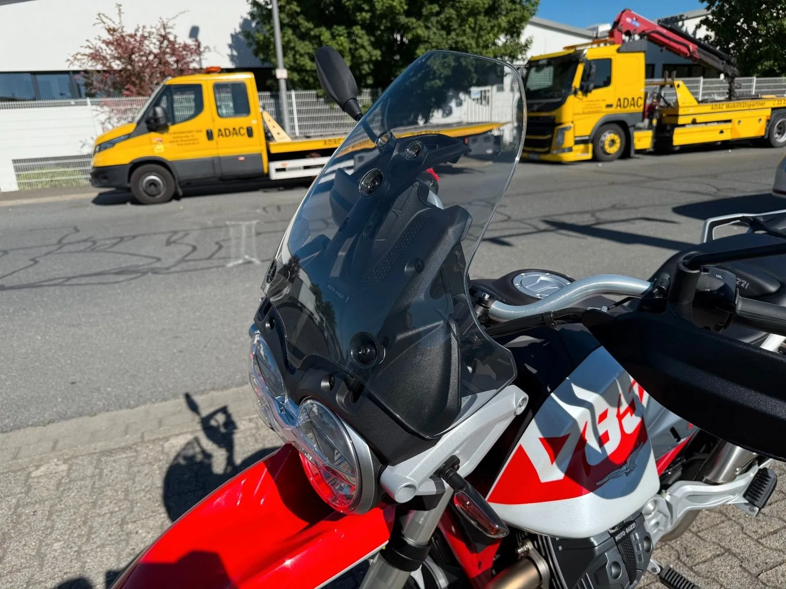 Moto Guzzi V85 TT