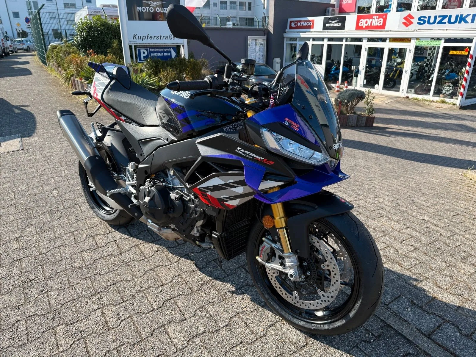 Aprilia Tuono V4 1100 Factory