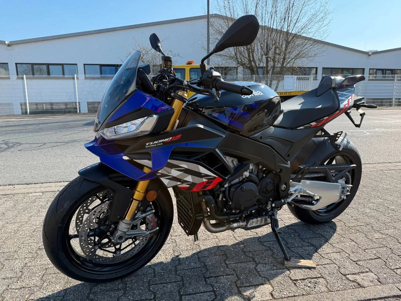 Aprilia Tuono V4 1100 Factory