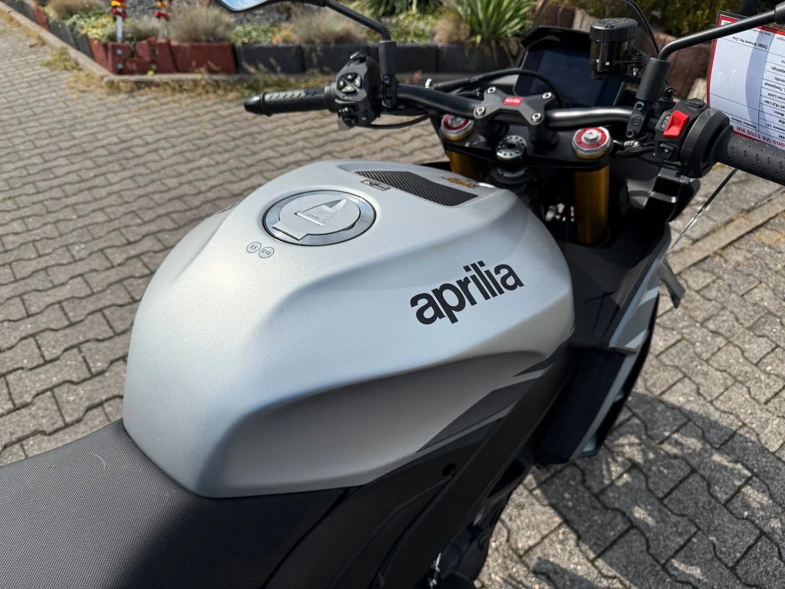 Aprilia Tuono V4 1100 RR