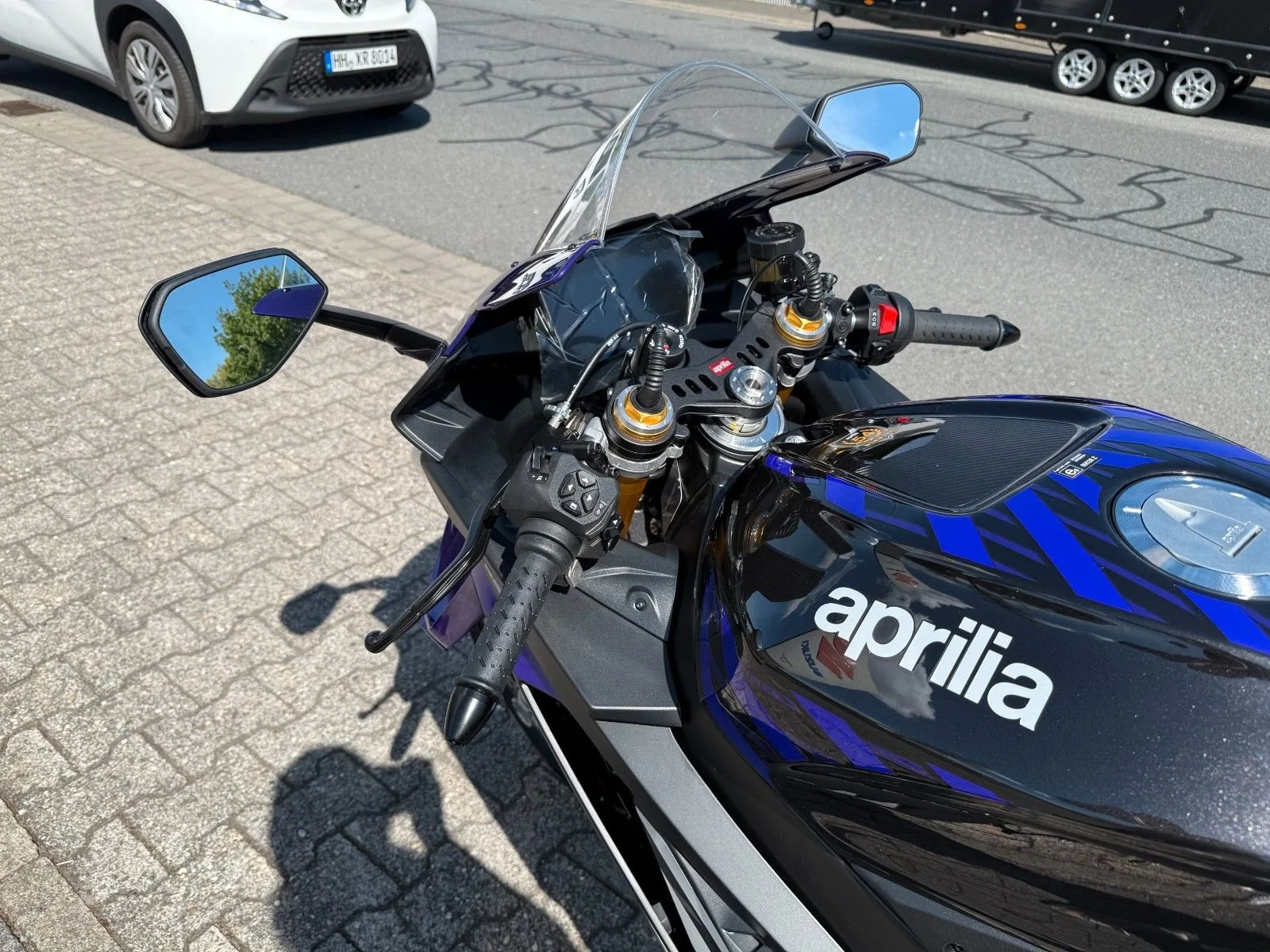 Aprilia RSV4 1100 Factory