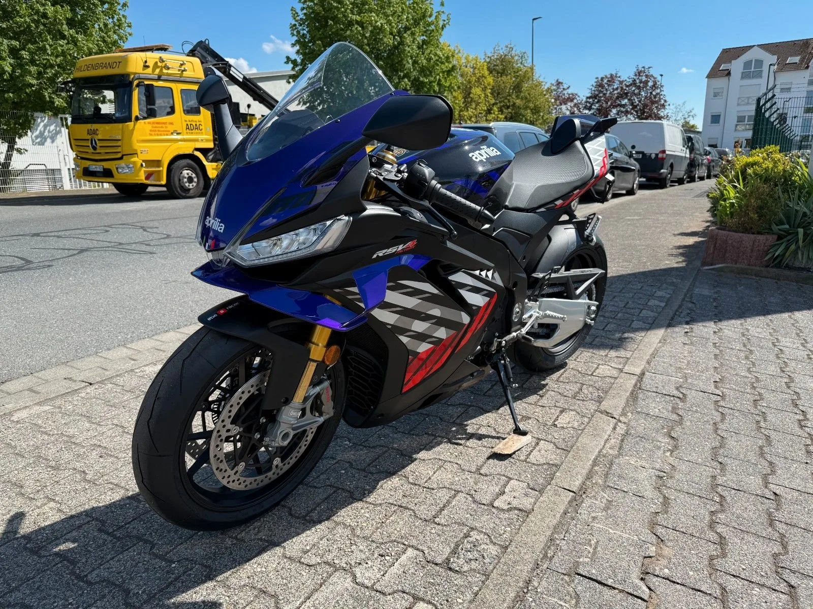 Aprilia RSV4 1100 Factory