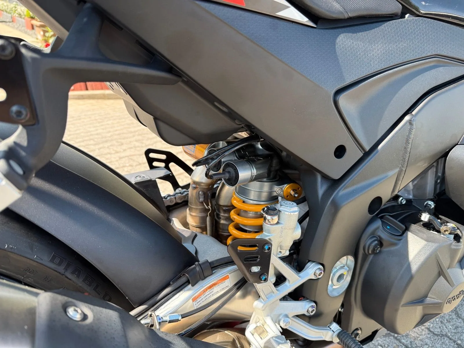 Aprilia RSV4 1100 Factory