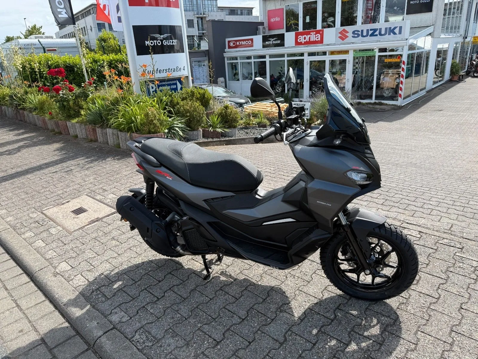 Aprilia SR GT 125