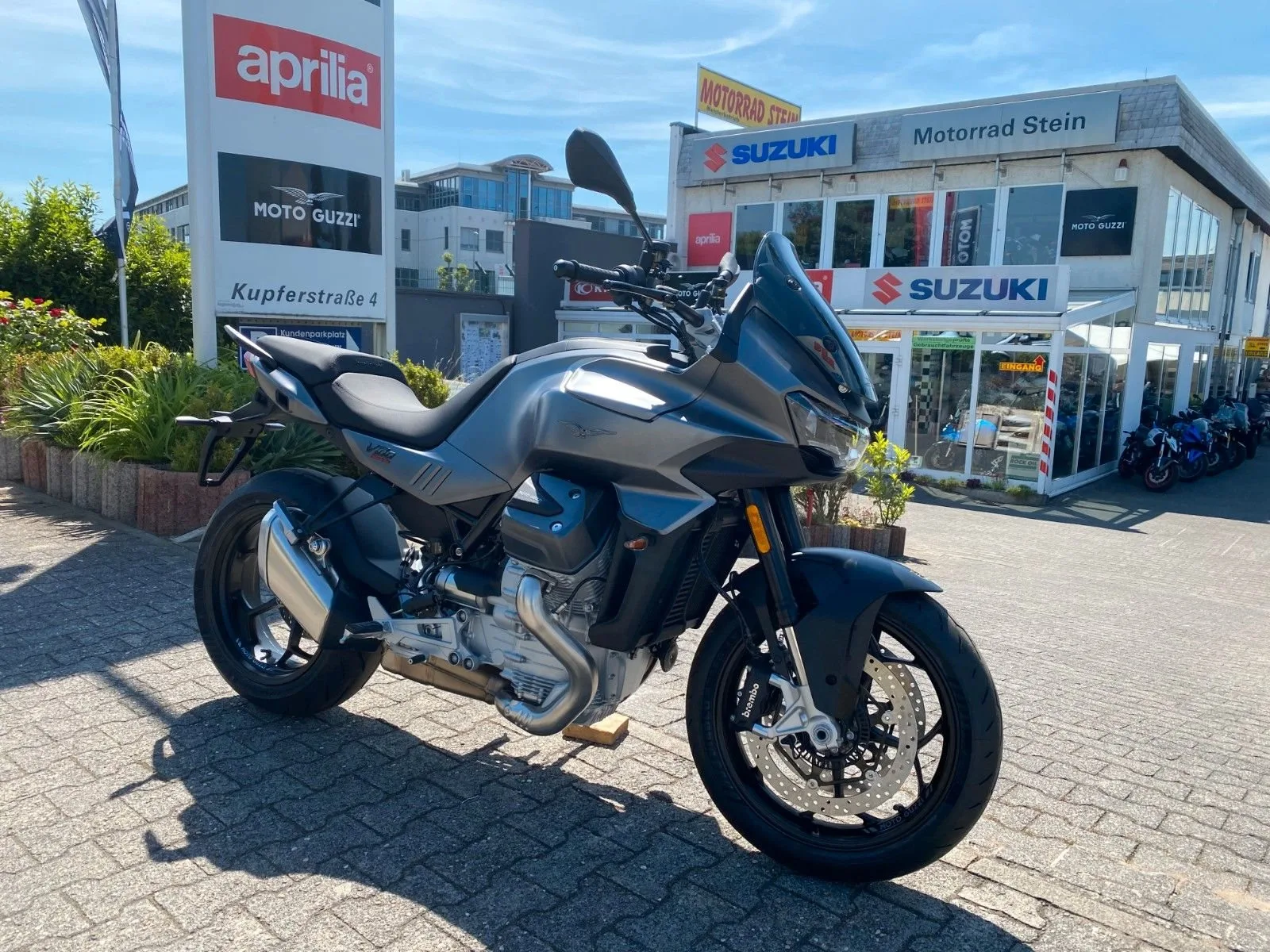 Moto Guzzi V100 Mandello
