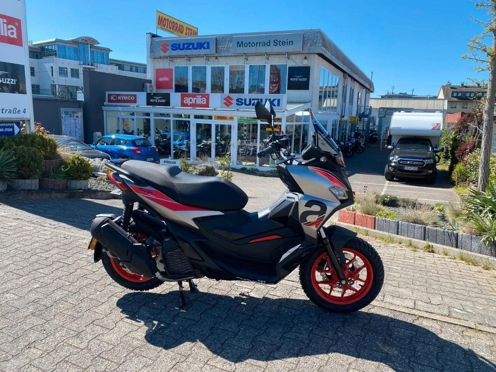 Aprilia SR GT Sport 125