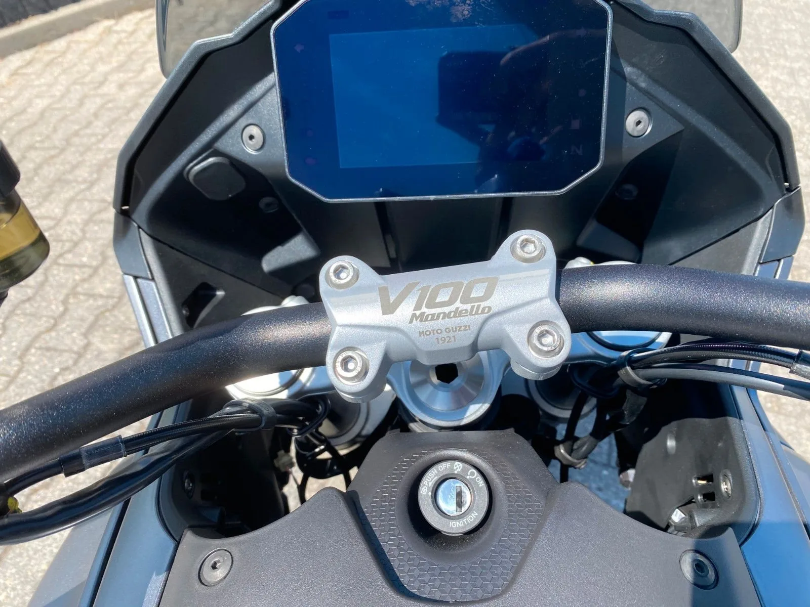 Moto Guzzi V100 Mandello