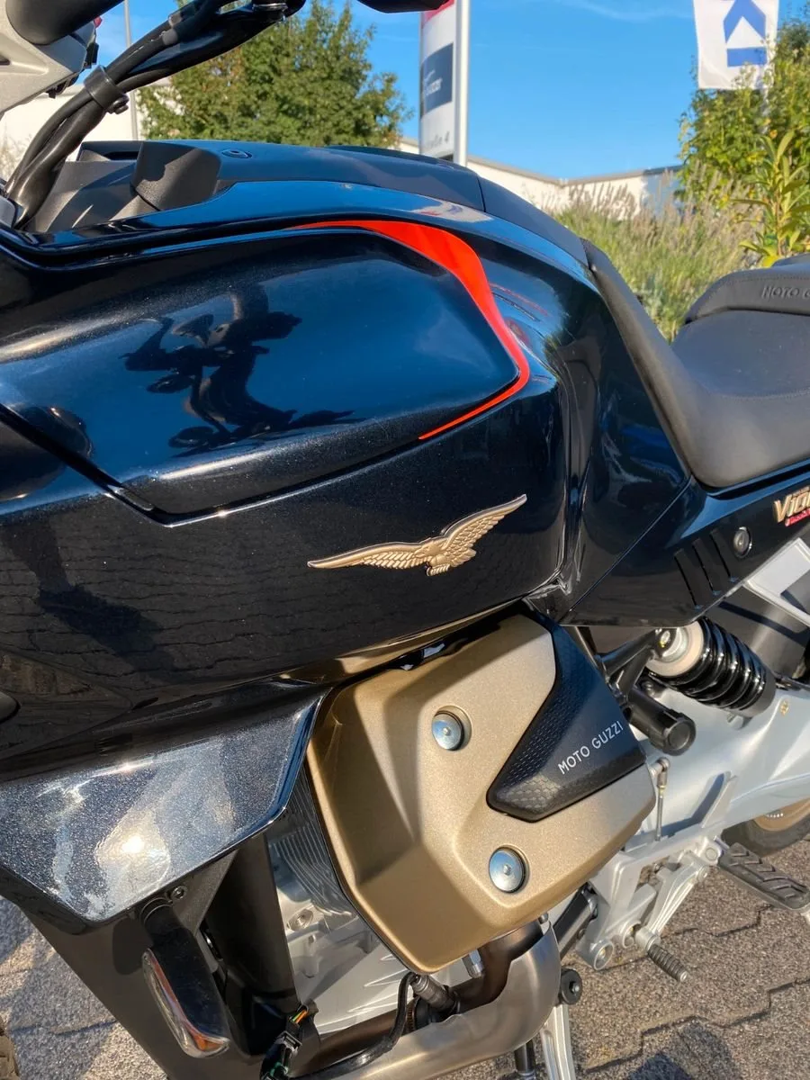Moto Guzzi V100 Mandello