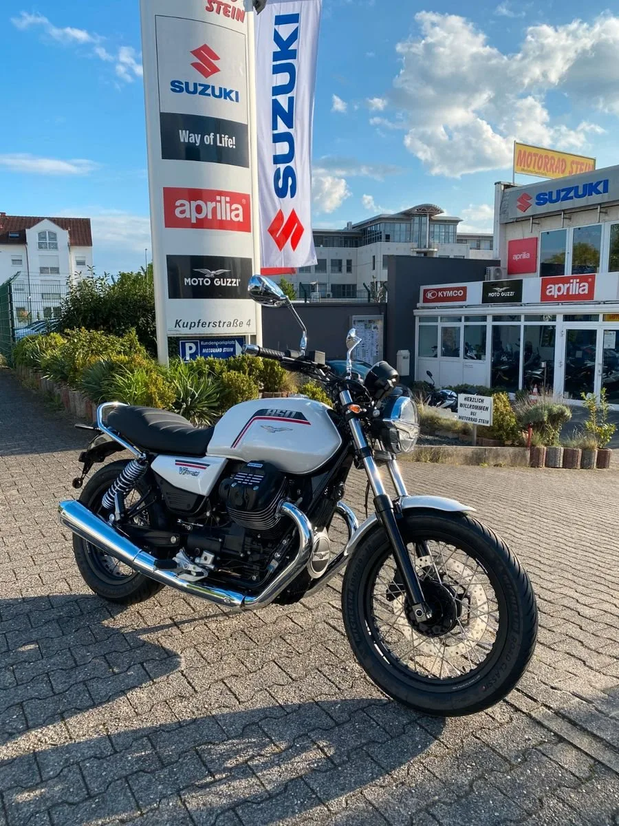 Moto Guzzi V7 Special