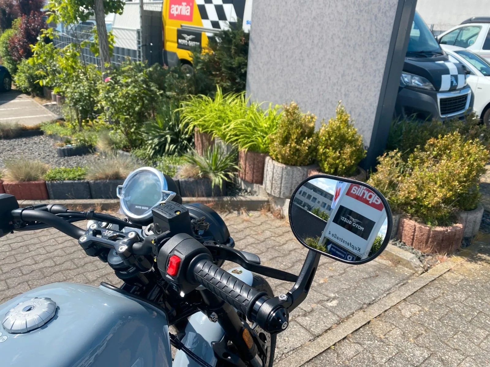 Moto Guzzi V7 Sport