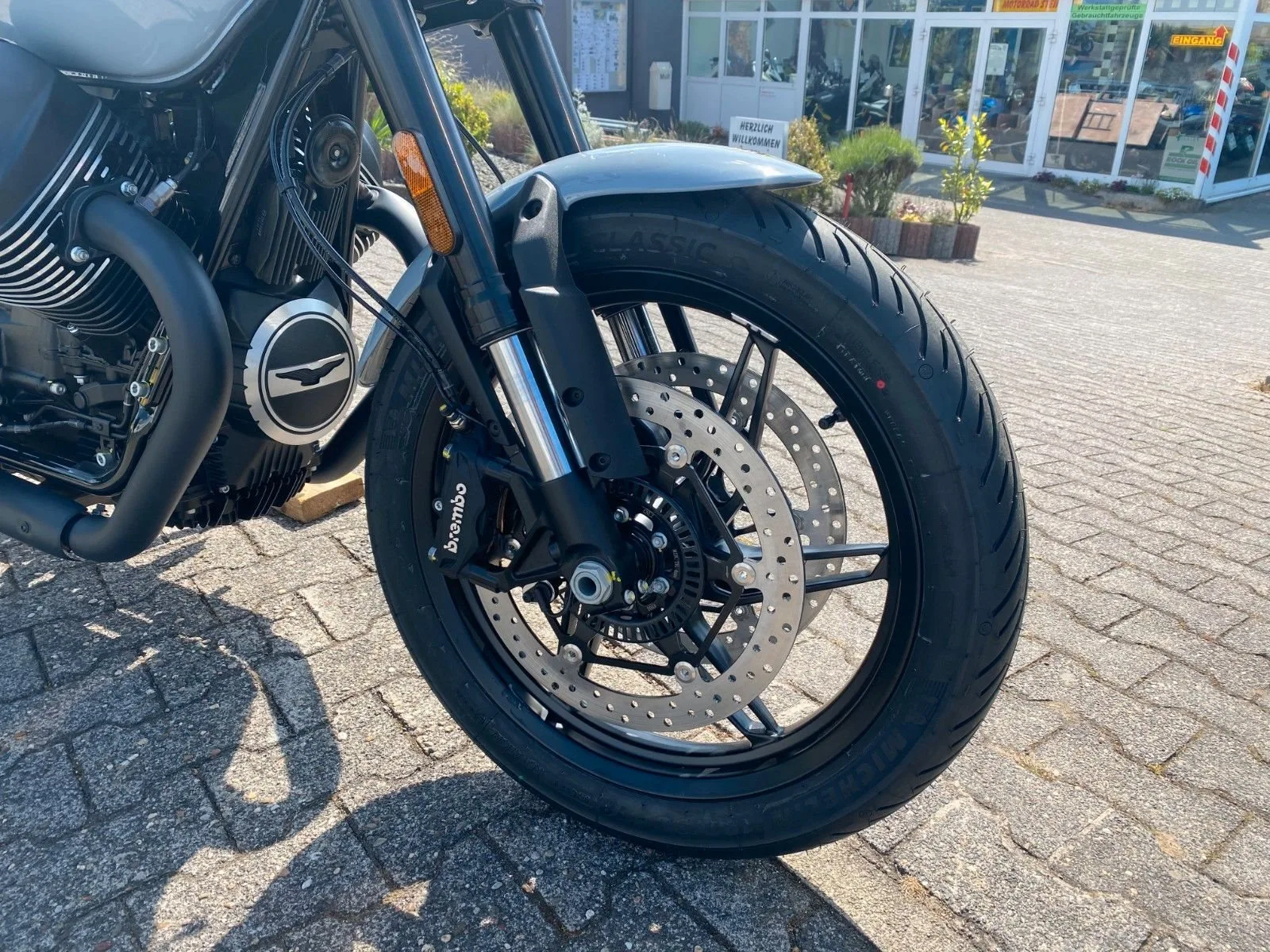 Moto Guzzi V7 Sport