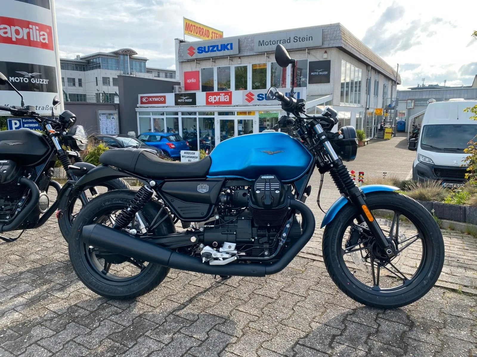Moto Guzzi V7 Stone