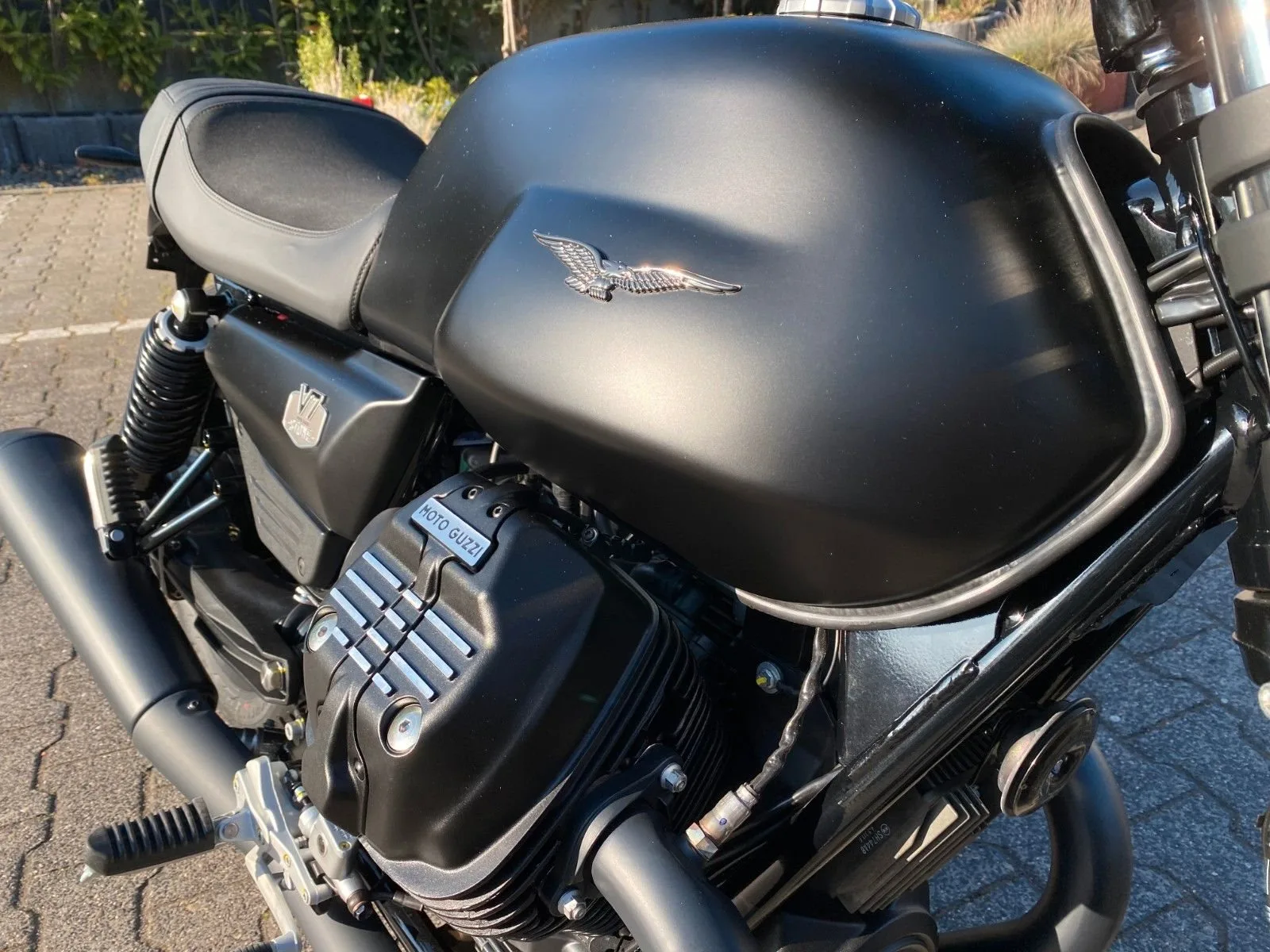 Moto Guzzi V7 Stone