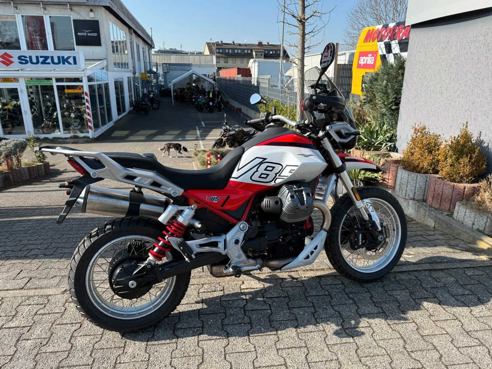 Moto Guzzi V85 TT